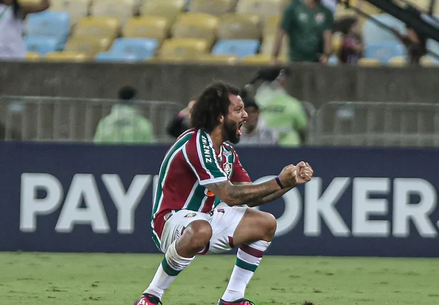 Marcelo marcou o primeiro gol da vitória do Fluminense