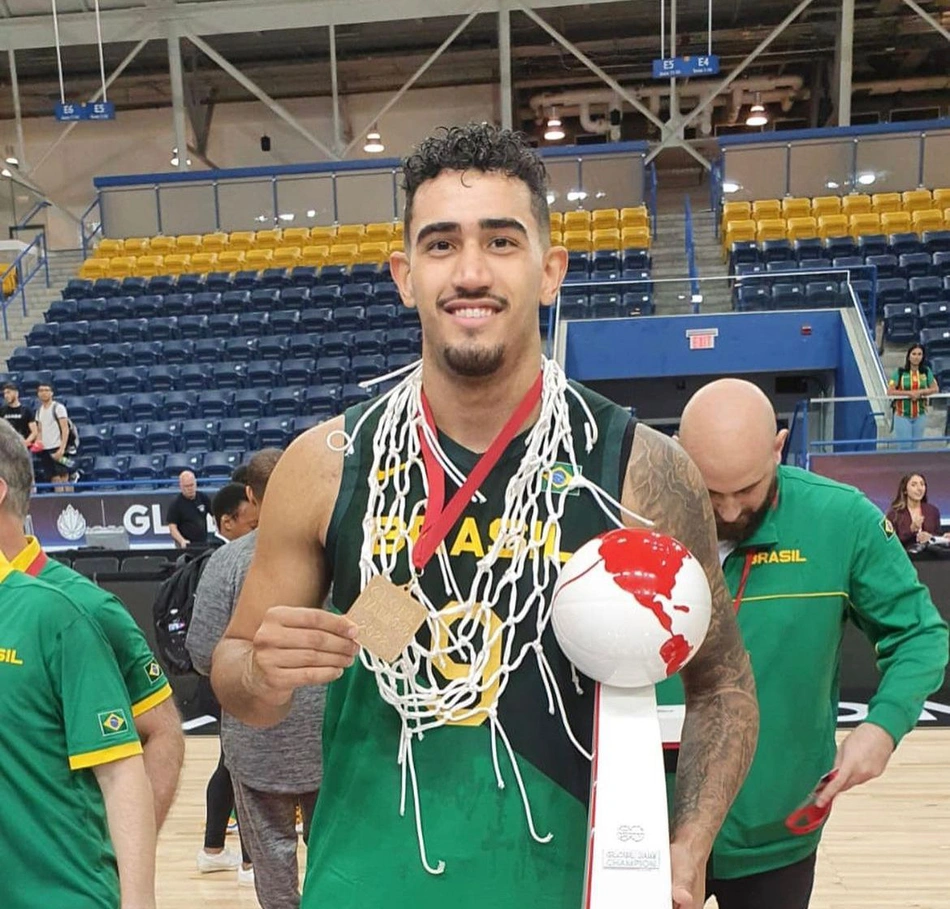 Márcio Henrique, do Sesi Franca, se inscreve para o draft da NBA de 2023
