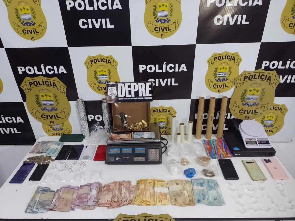 Material encontrado durante operação da DEPRE