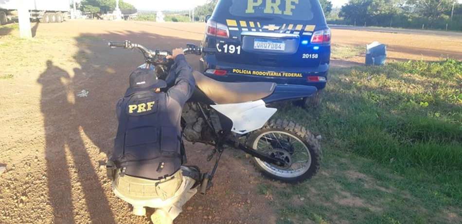 Motocicleta apreendida pela PRF