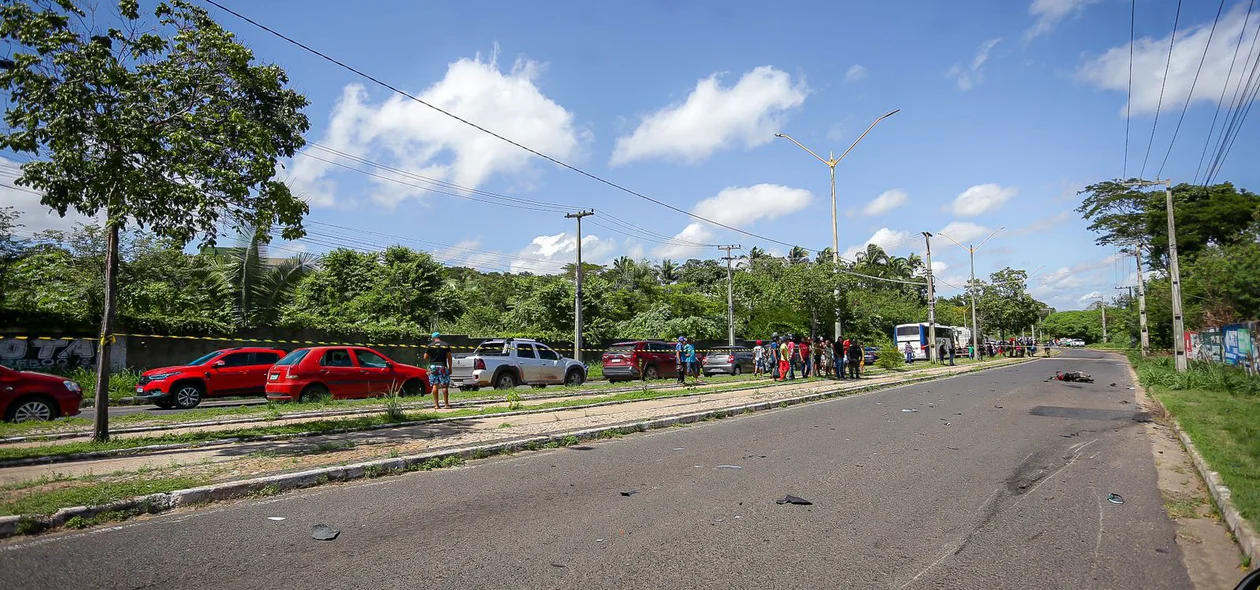 O acidente aconteceu na Avenida Presidente Kennedy