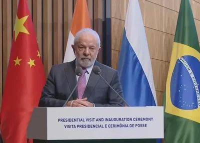 O presidente Lula durante discurso no primeiro dia da viagem à China