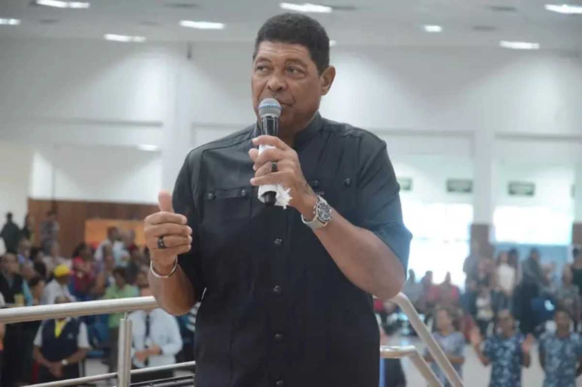 Pastor Valdemiro Santiago fundador da Igreja Mundial do Poder de Deus