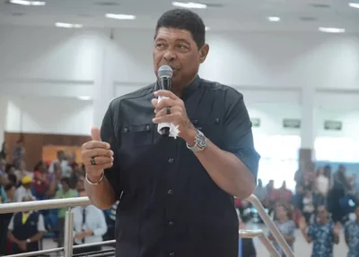 Pastor Valdemiro Santiago fundador da Igreja Mundial do Poder de Deus