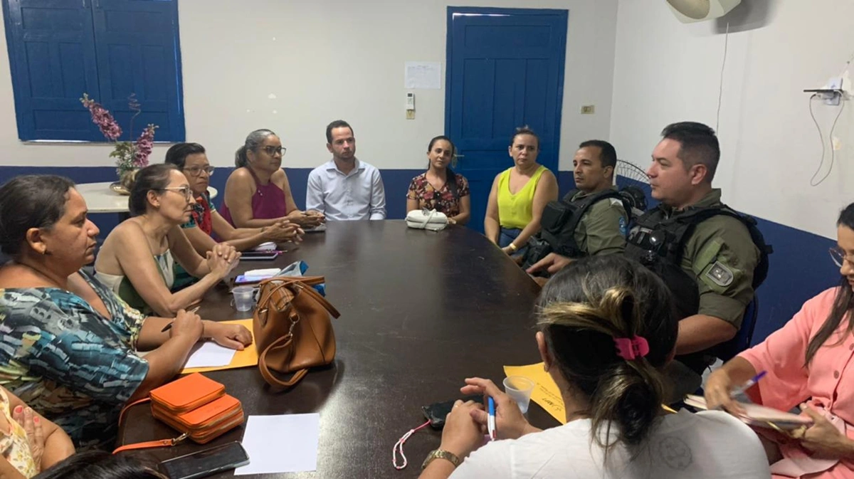 Polícia Militar discute medidas para reforçar segurança nas escolas em Itainópolis