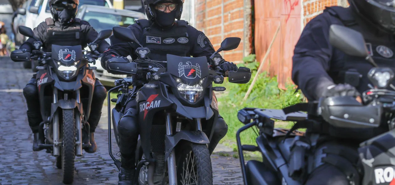 Policiais da Rocam
