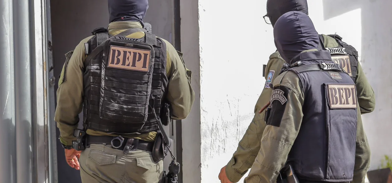 Policiais do Batalhão Especial de Policiamento do Interior (BEPI)