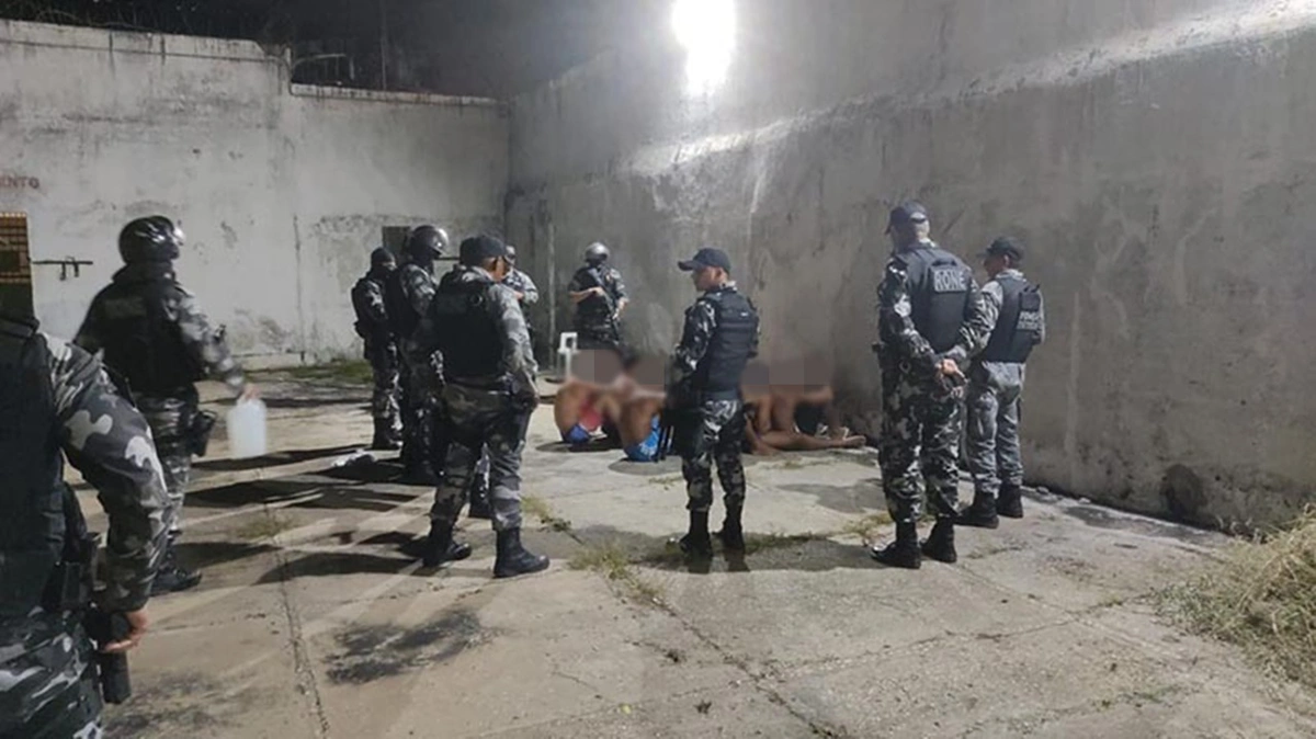 Policiais do CHOQUE e da RONE encerraram princípio de motim no CEM na zona norte de Teresina
