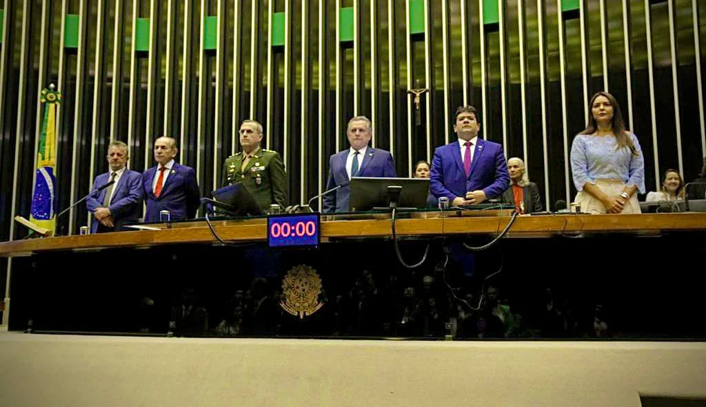 Prefeito Joãozinho Féliz (MDB) participou de uma   sessão solene que homenageou o bicentenário da Batalha do Jenipapo