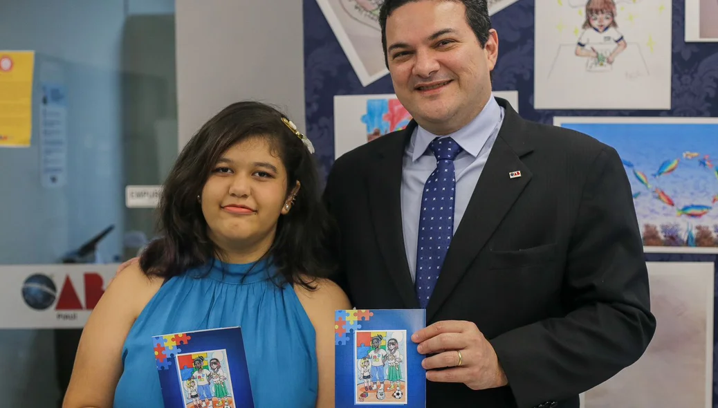 Presidente Celso Barros participou do evento de lançamento da cartilha do autista