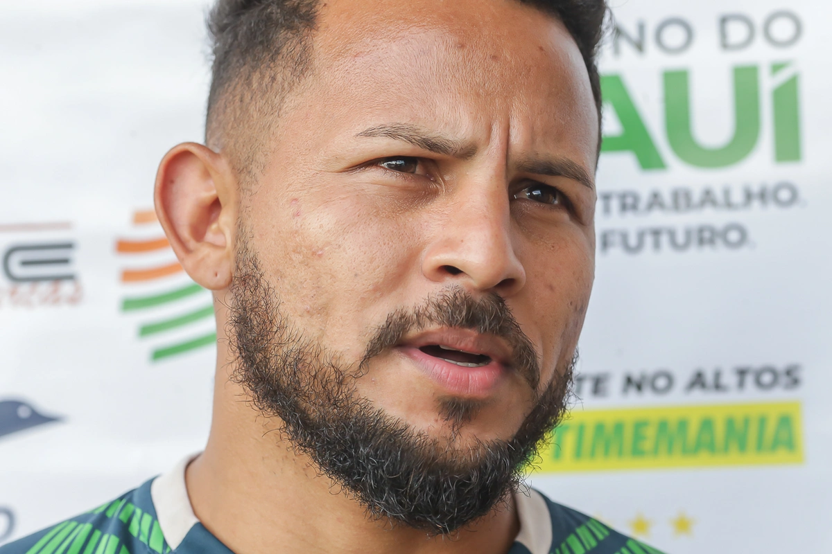 Reforço do Altos para o campeonato, Elielton
