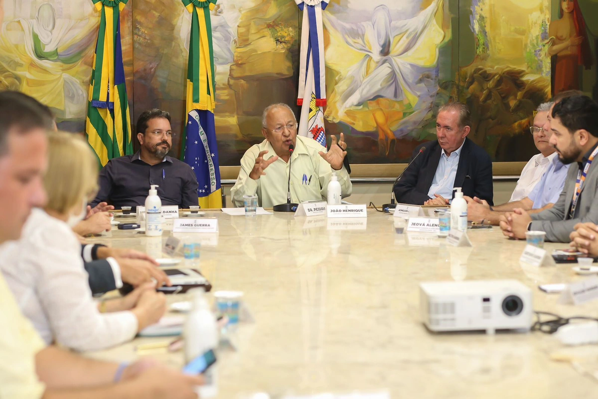 Reunião no Palácio da Cidade