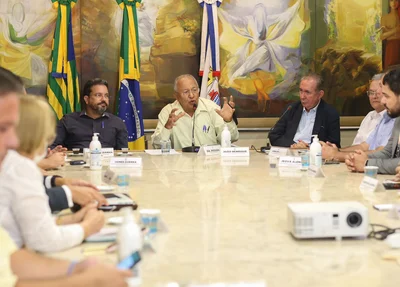 Reunião no Palácio da Cidade