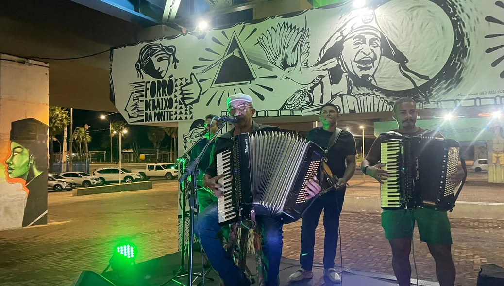 Romeu Bravo do Forró no Forró Debaixo da Ponte