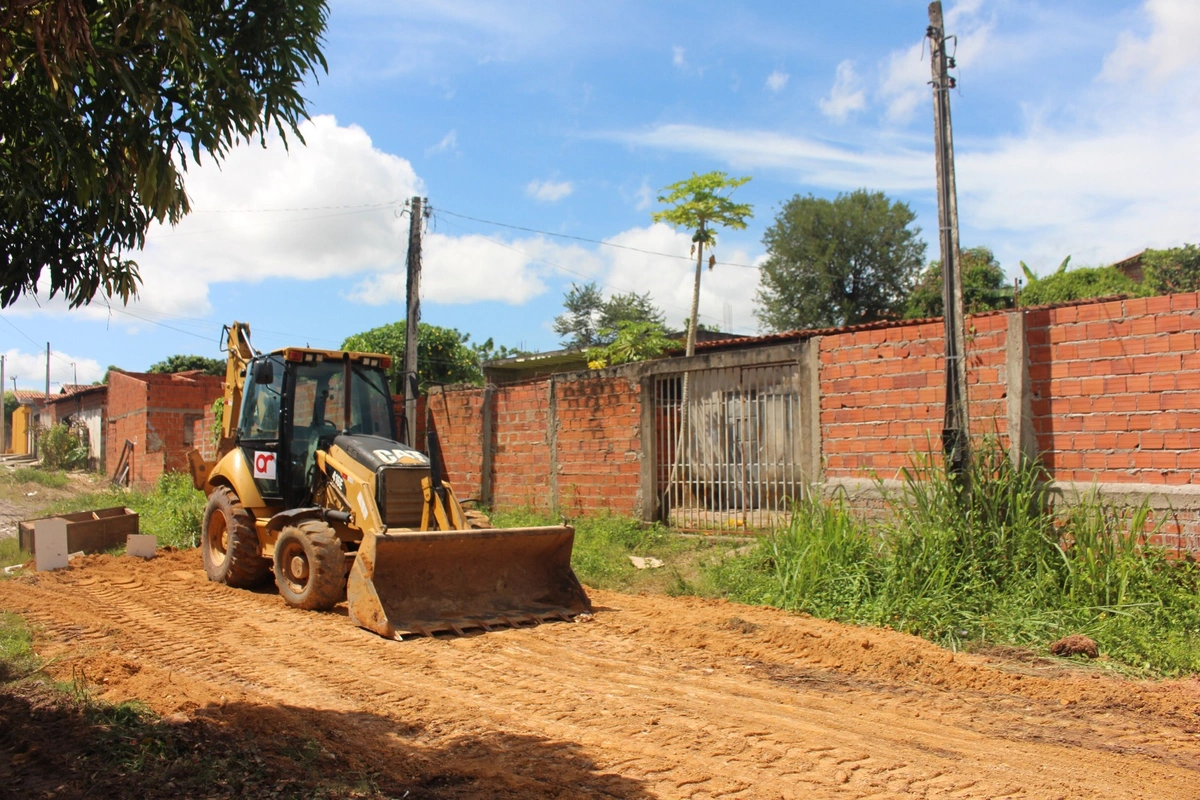 Saad Sul inicia recuperação de pavimento na Vila Irmã Dulce