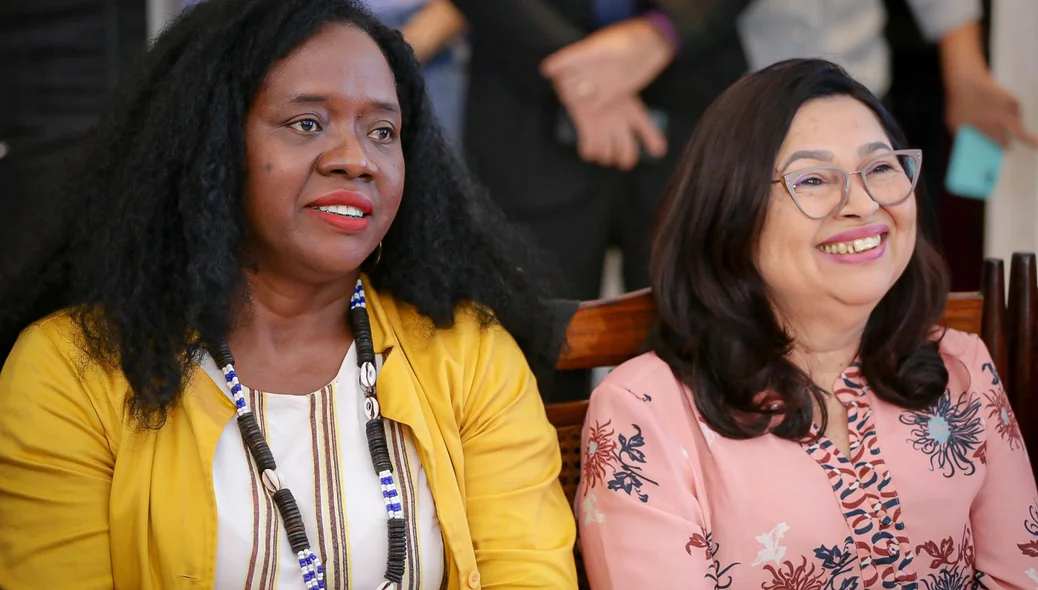 Assunção Aguiar e Núbia Lopes