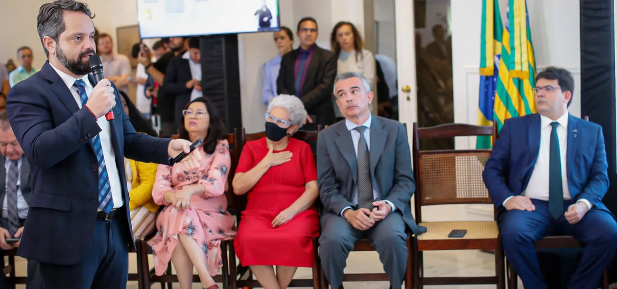 Secretário de Governo Marcelo Nolleto