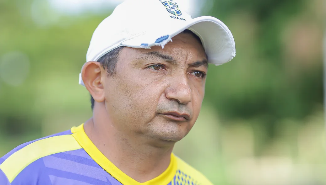 Topó, técnico do Tiradentes-PI