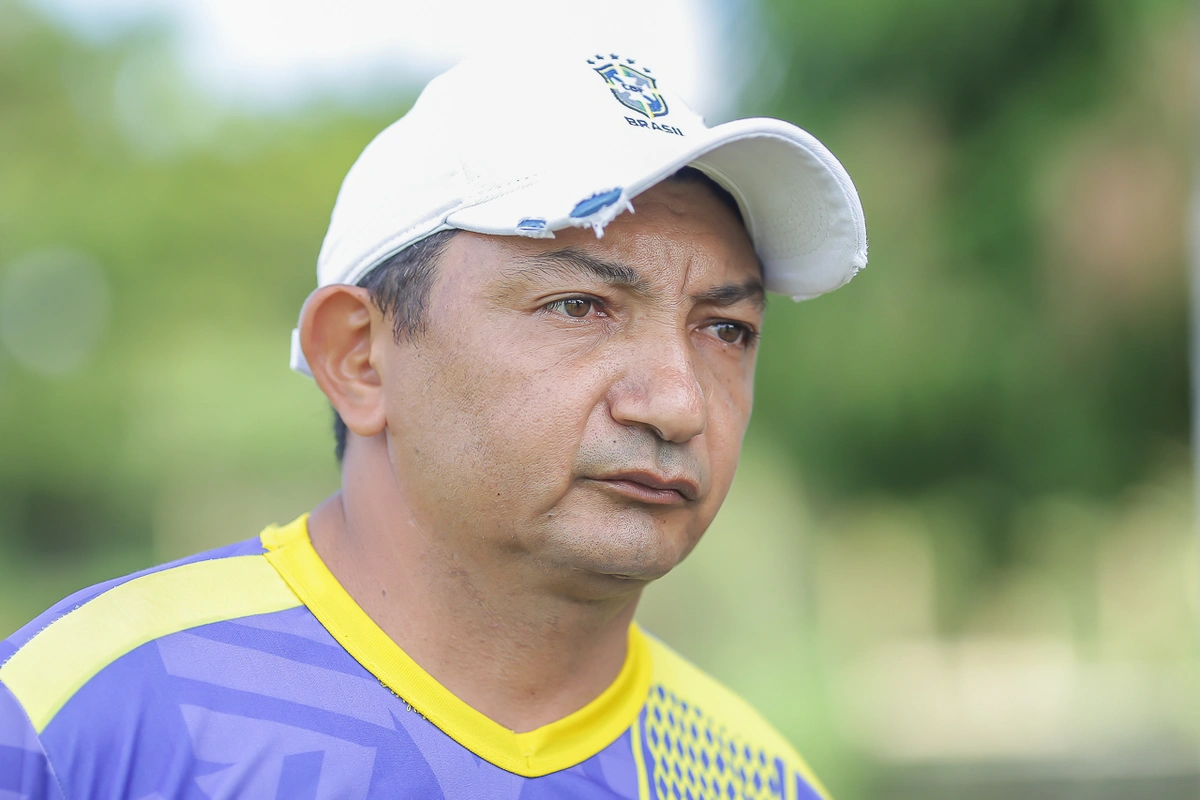 Topó, técnico do Tiradentes-PI