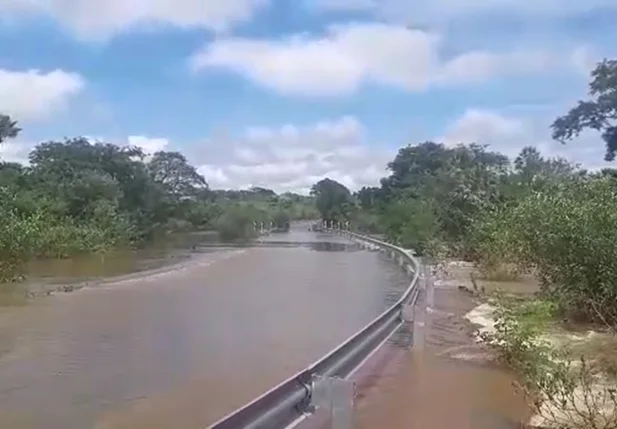 Trecho interditado da BR 222