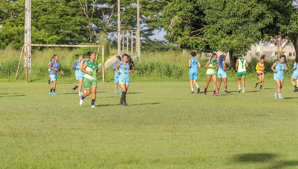 Treino leve antes do jogo decisivo em Teresina