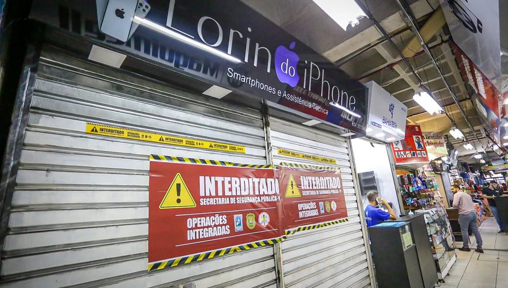 Várias lojas foram interditadas pela polícia