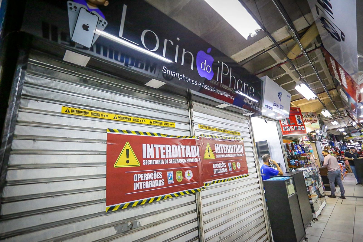 Várias lojas foram interditadas pela polícia