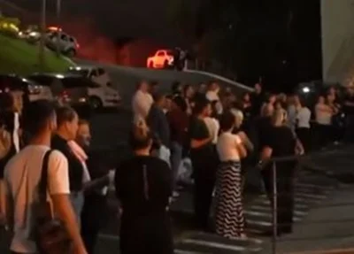 Velório de crianças mortas na escola Bom Pastor em Blumenau, Santa Catarina