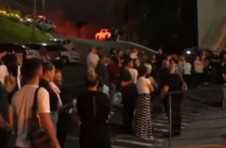 Velório de crianças mortas na escola Bom Pastor em Blumenau, Santa Catarina