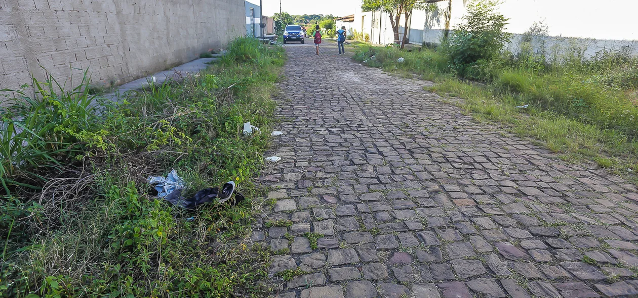 A rua fica localizada na zona leste de Teresina