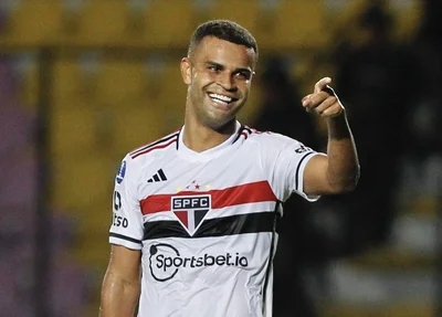 Alisson foi o autor do segundo gol do Tricolor Paulista