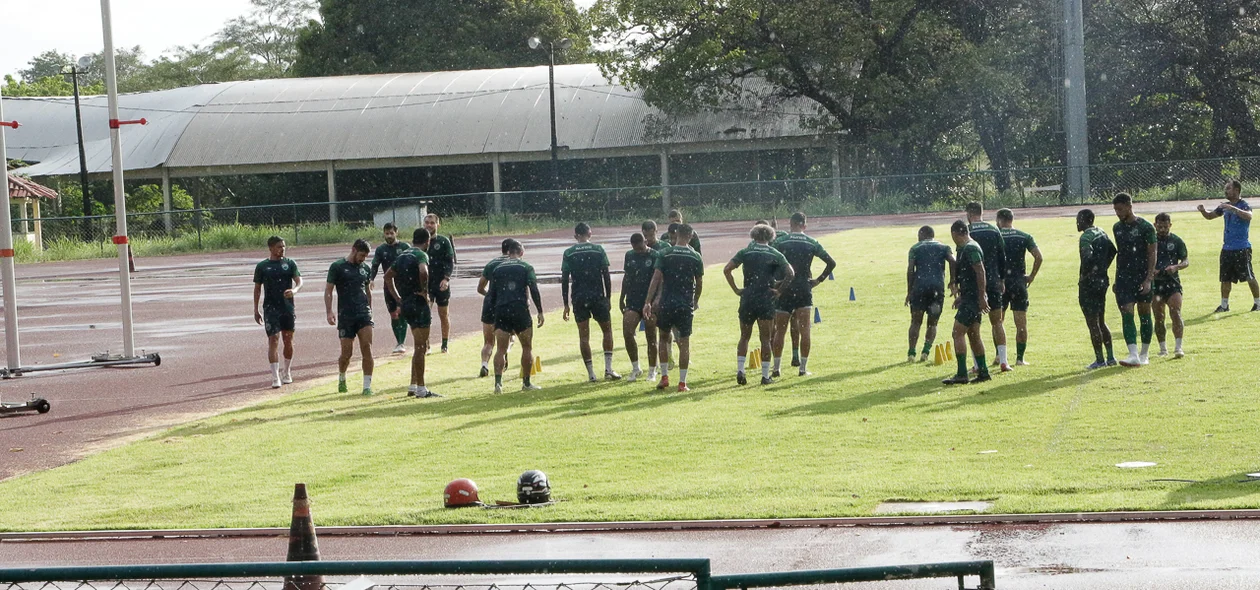 Altos realiza último treino em Teresina antes da rodada do Brasileiro Série C