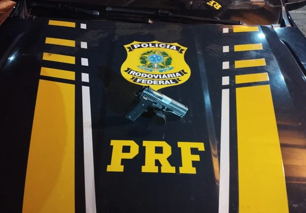 Arma apreendida pela PRF