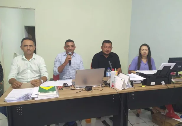 Câmara de Vera Mendes aprova projeto que reajusta piso salarial do magistério
