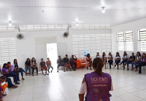 Campanha Maio Laranja com roda de conversa sobre violência sexual