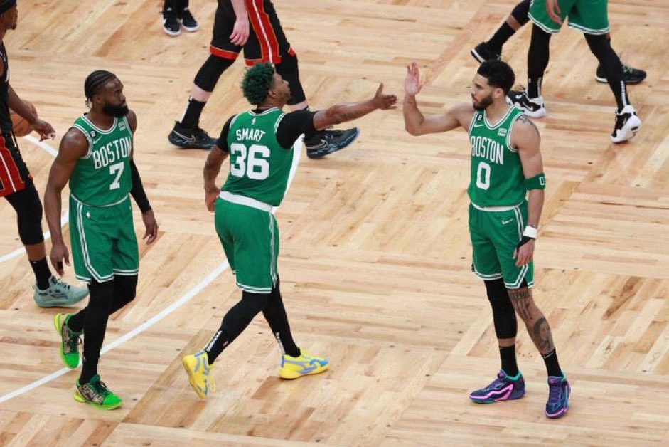 Celtics vencem Heat por 110 a 97 e aumentam chances de virada na série