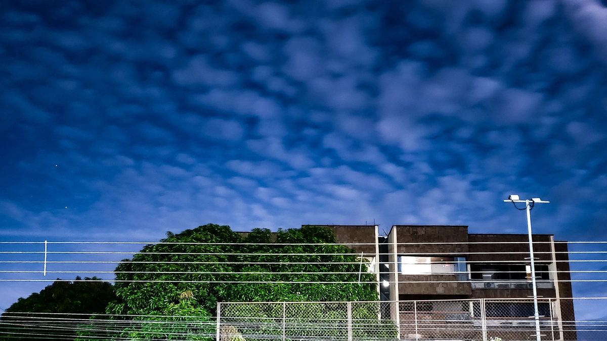 Céu de Teresina pela noite