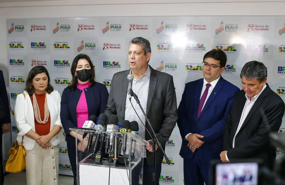 Coletiva de imprensa sobre sétima plenária para elaboração participativa do Plano Plurianual