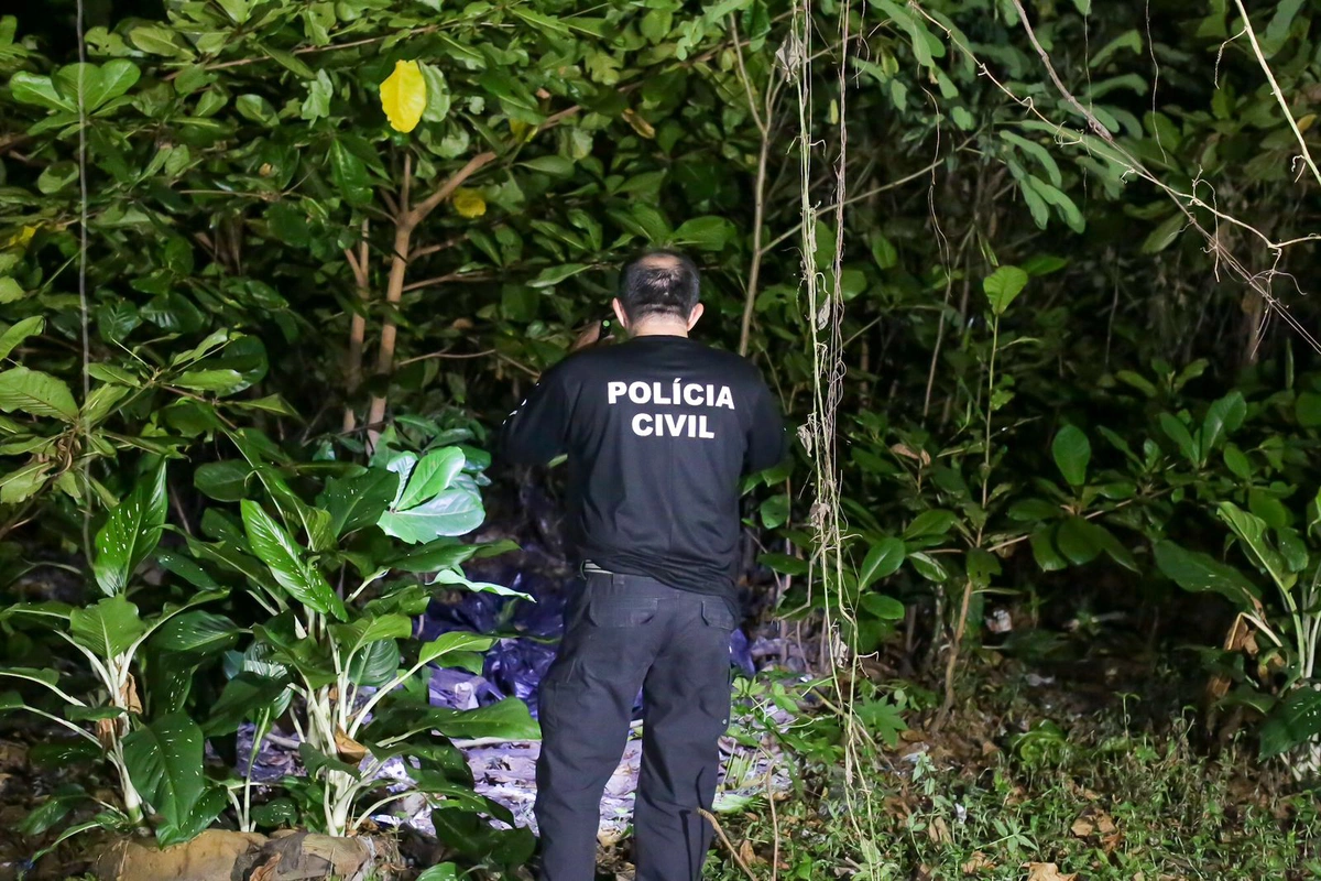 Corpo foi encontrado em um matagal na zona norte de Teresina