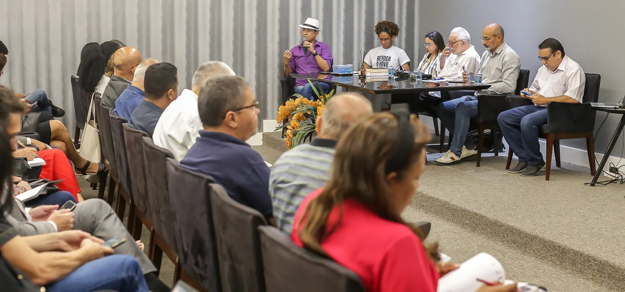 Diretores de Instituições Privadas de Ensino filiadas ao SINEPEPI