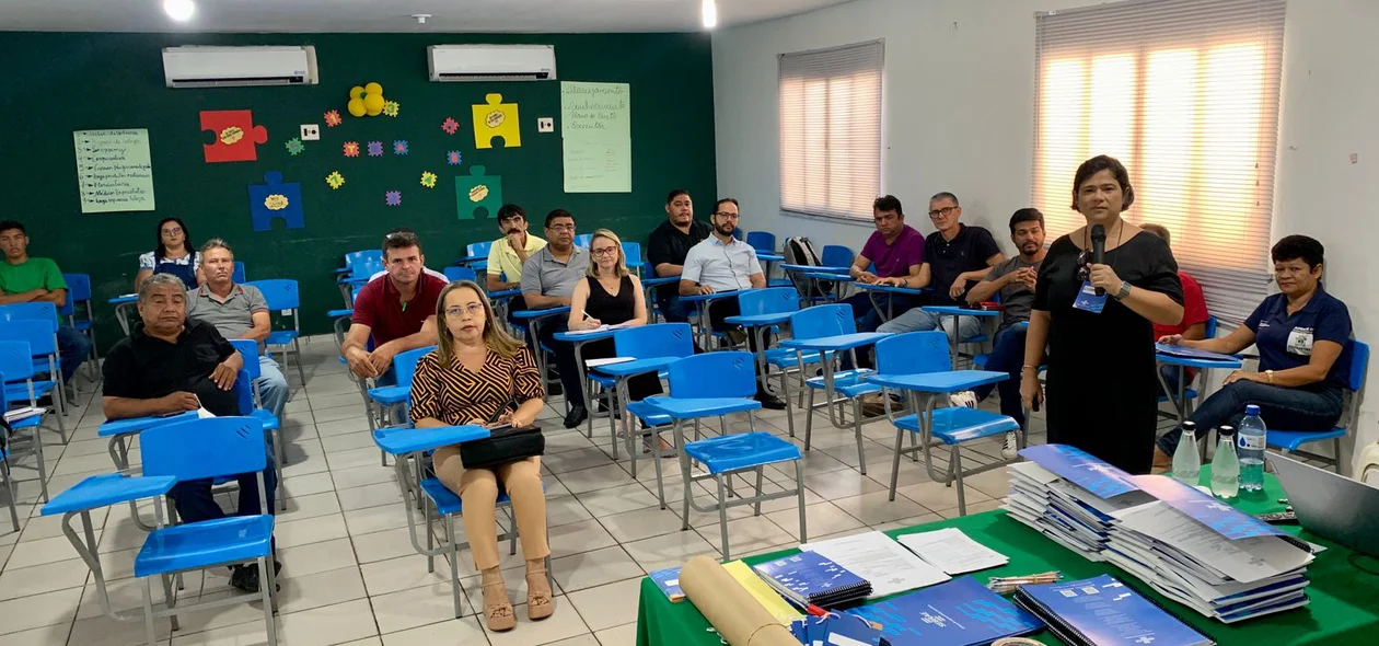 Encontro aconteceu no Auditório da Secretaria Municipal de Educação