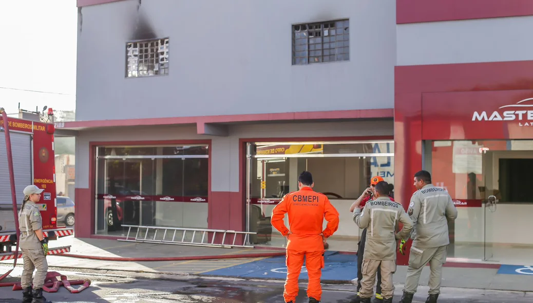 Equipe dos Bombeiros