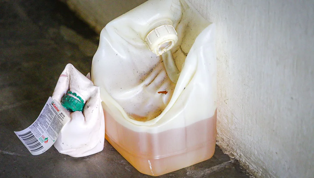 Gasolina encontrada no local