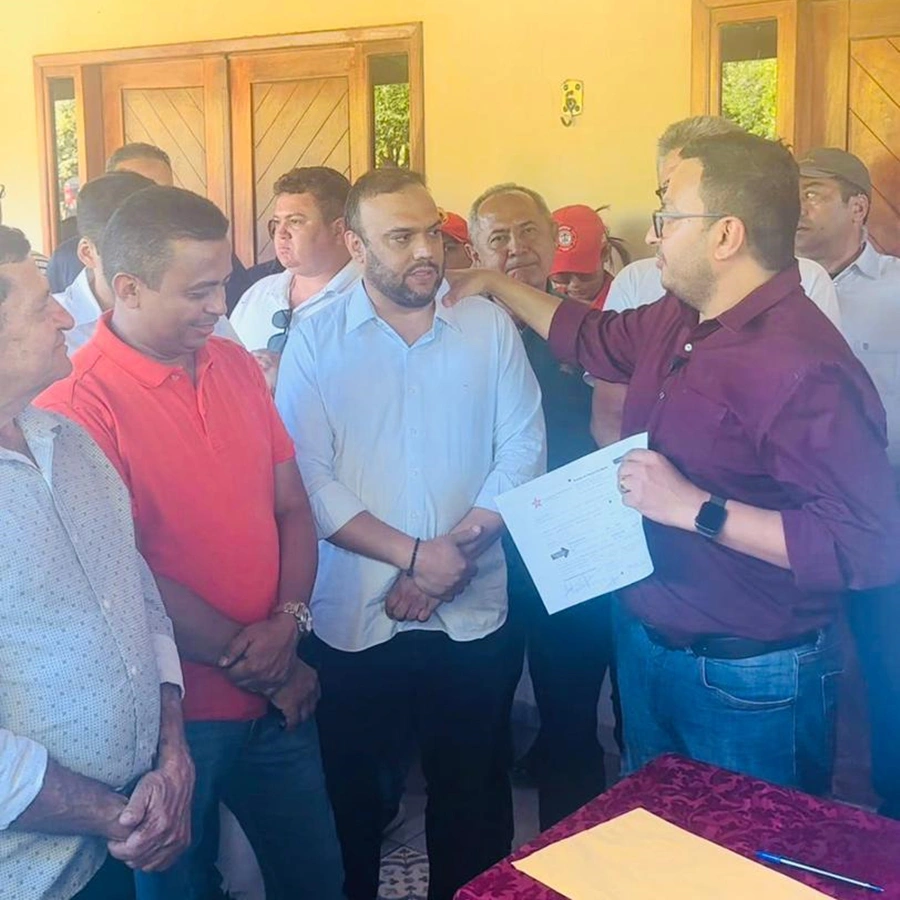 Governador reunido com Ziza Carvalho