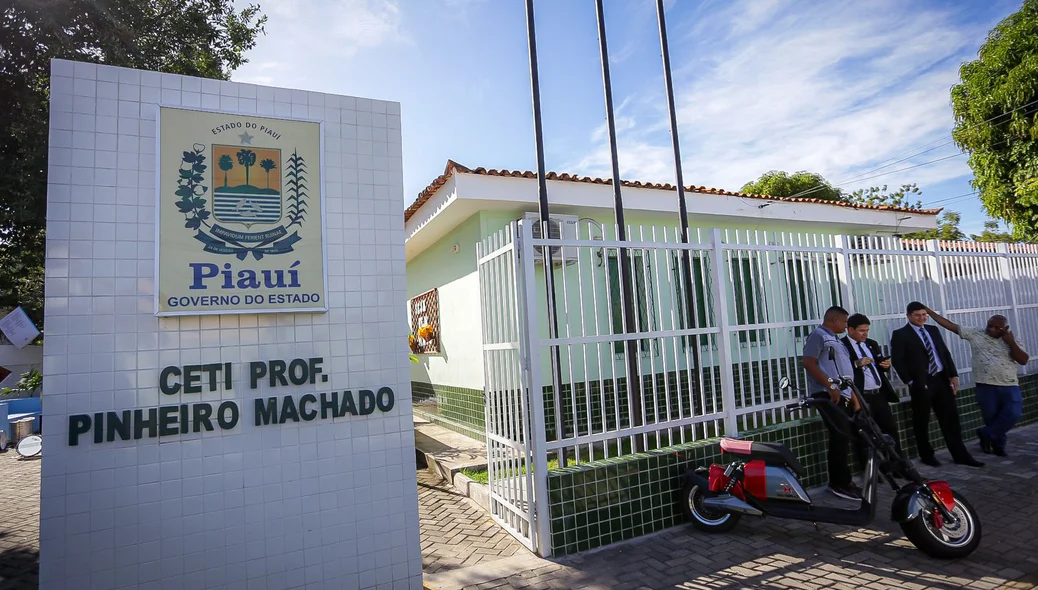 Governo entrega reforma de escola de tempo integral em Teresina nesta segunda (22)