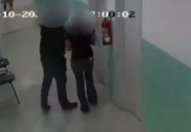Imagens mostram o momento do assédio sexual