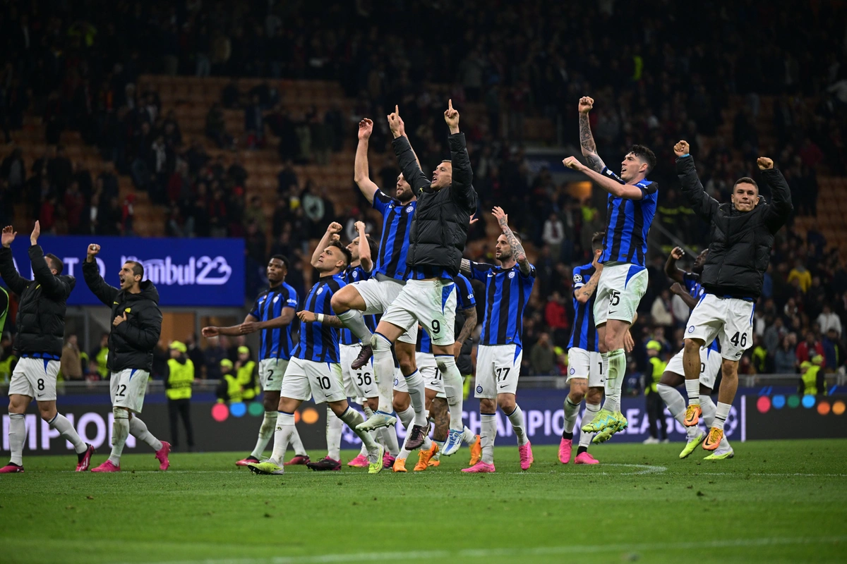 Inter comemora após vencer rival Milan na Champions