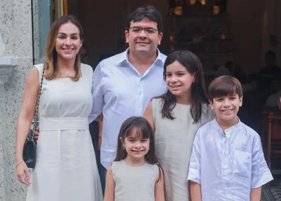 Isabel Fonteles e Rafael Fonteles em família