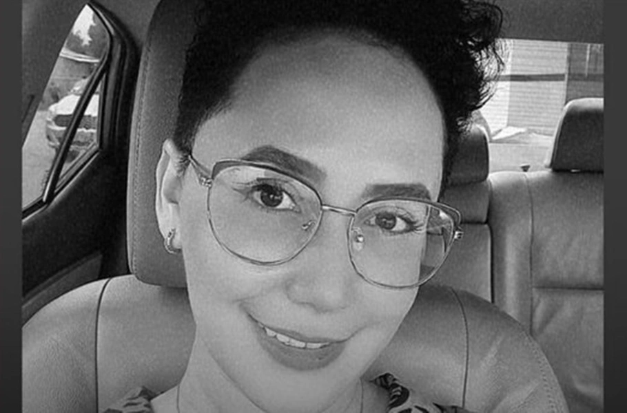Janaina Menezes da Costa, de 32 anos, é esfaqueada e morta pelo marido na Bolívia