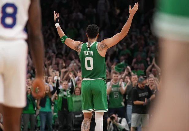 Jayson Tatum faz jogo decisivo e se torna o maior pontuador em um jogo 7 da NBA